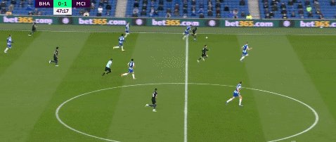 1621379090901063206.gif